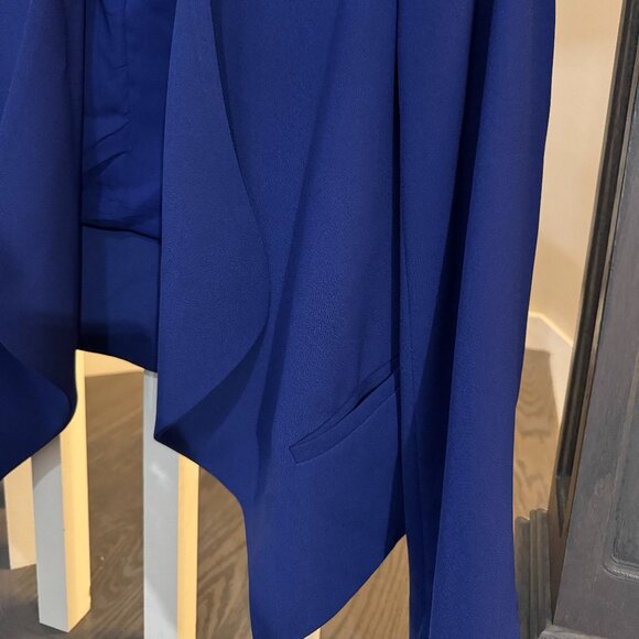 Vince Camuto. Royal Blue blazer. Size 10. - Picture 4 of 5